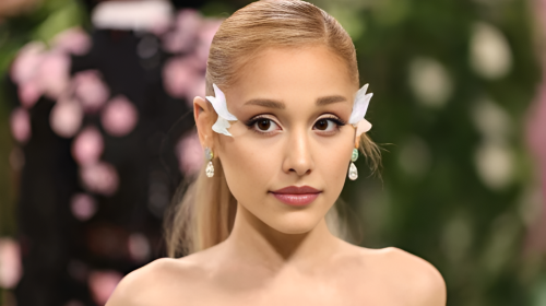 We Want To Be Friends With Ariana Grande; Anybody Know What’s Happening? We Love This FairyTale.